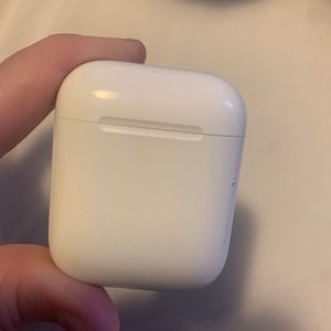 Apple AirPods